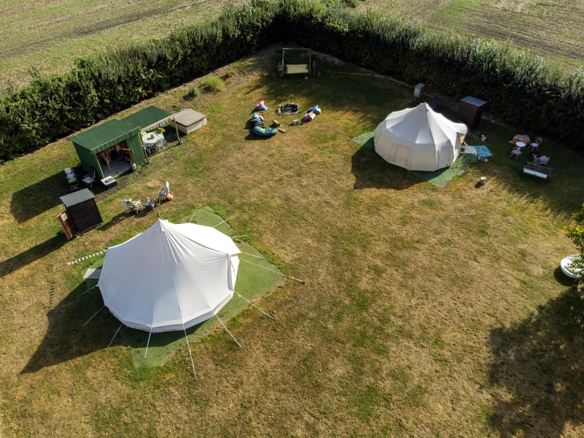 The Follies Glamping Hotel Maidstone Eksteriør billede